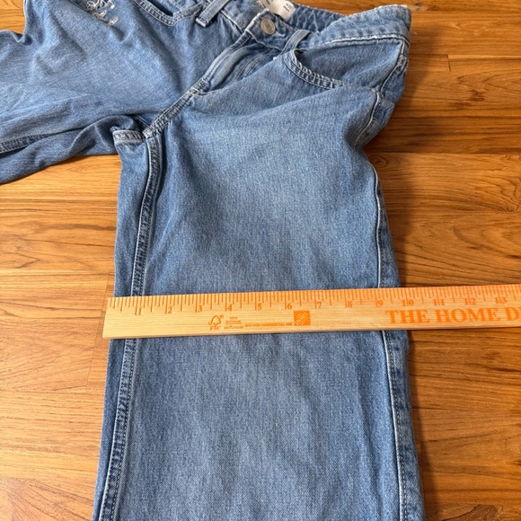 Hollister Jeans Women’s 000 Short Low Rise Baggy Flower Butterfly Embroidery - Picture 8 of 13